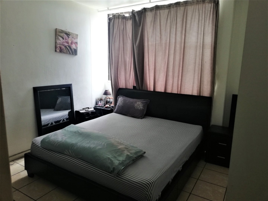 1 Bedroom Property for Sale in Churchill Estate Western Cape